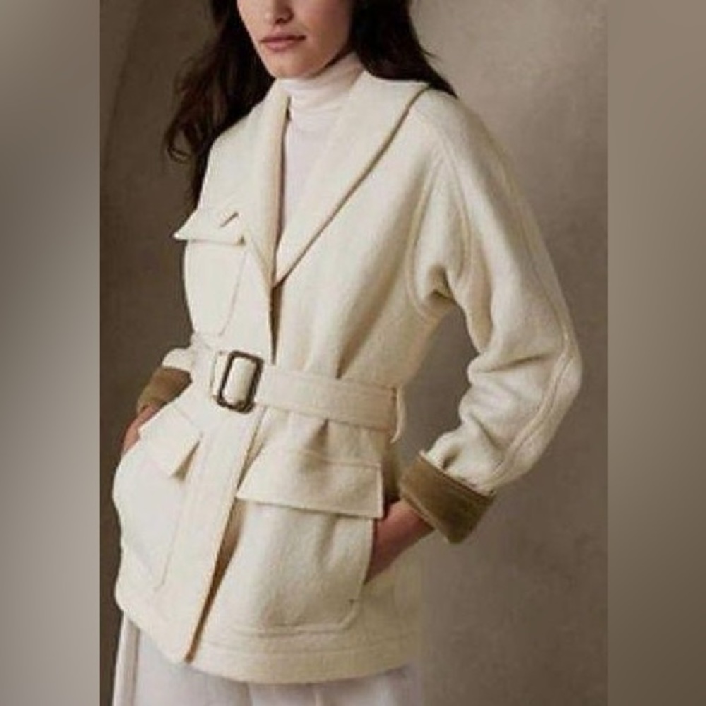 Banana Republic Finola Boucle Cargo Jacket in Cream Size small  $300